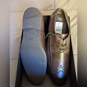 Hugo BOSS men's shoes. New with tag, never worn, chocolate/mocha brown.